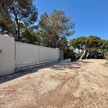 Eugenie - Piscine - Vue Sur La - Plages Vila
